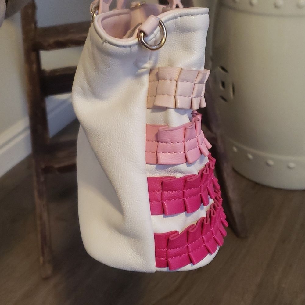 Betsy Johnson purse - Picture 4 of 16